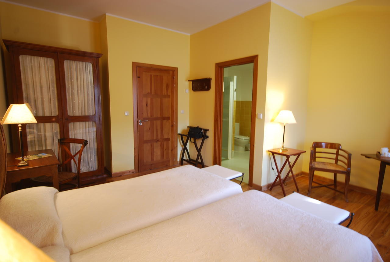 Hotel Del Verde Al Amarillo Penasrubias de Piron Buitenkant foto