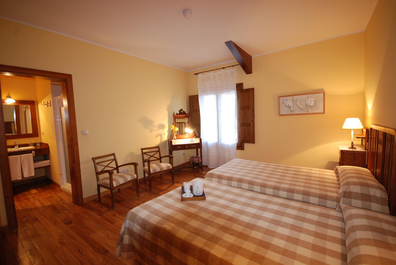Hotel Del Verde Al Amarillo Penasrubias de Piron Kamer foto