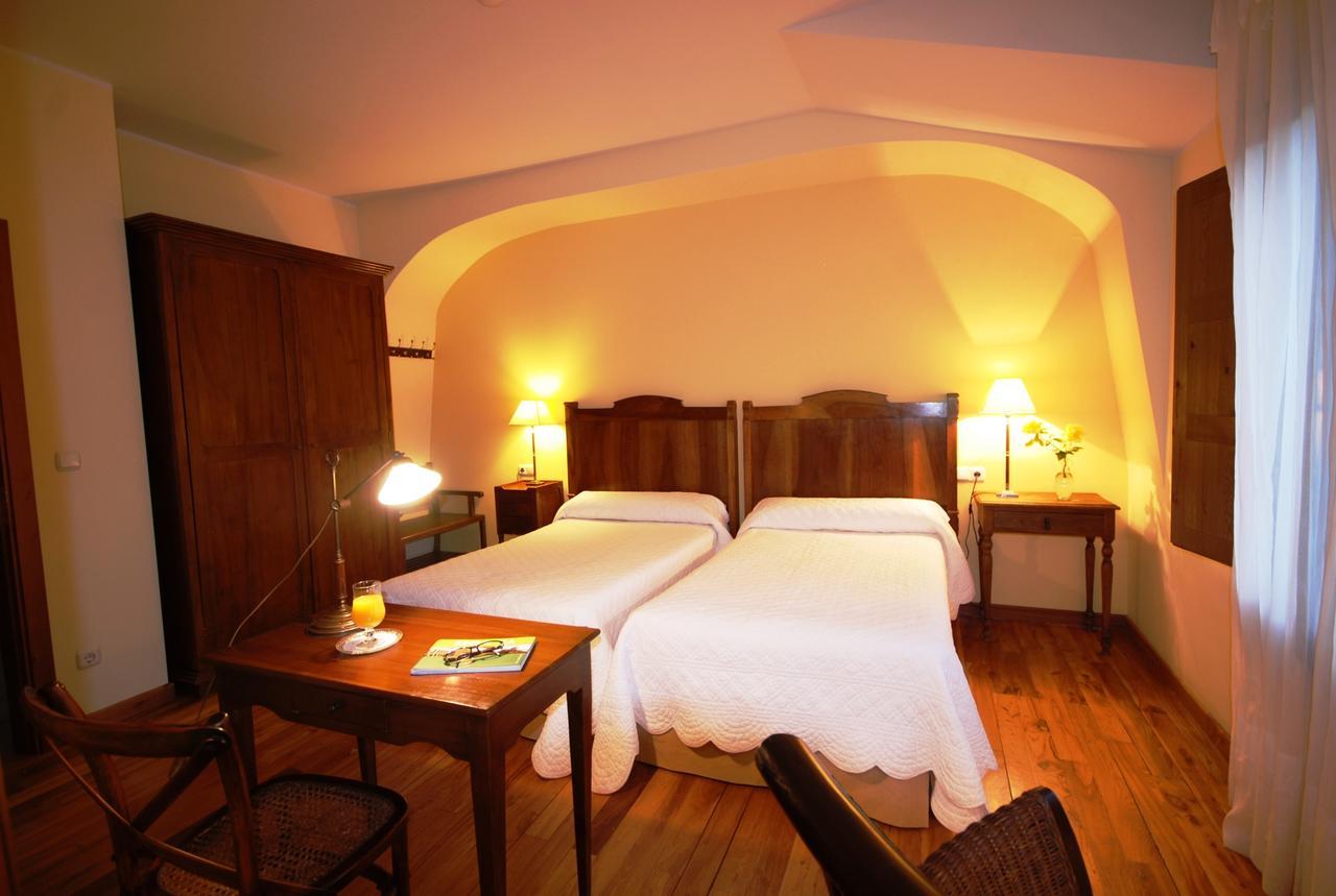 Hotel Del Verde Al Amarillo Penasrubias de Piron Buitenkant foto